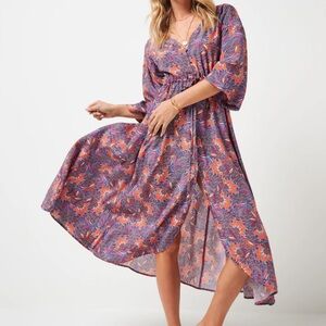 Travis Mathew Savanna Cover Up Parisian Red Multi Size S/M NWT